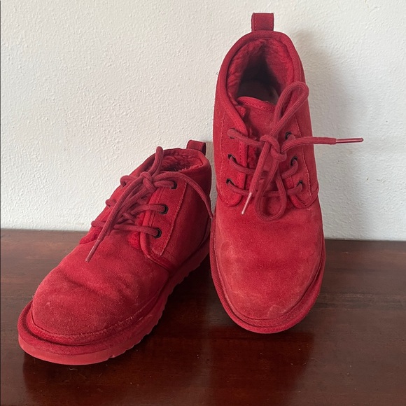 UGG Nuemel Boots in Samba Red Suede Chuka Booties Size 8 - Picture 8 of 8